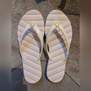NIB Tory Burch Meadowsweet/Gold Kira Flip Flop Sz 9